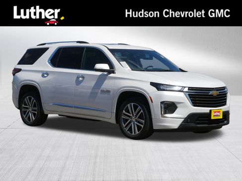 Used 2023 Chevrolet Traverse High Country AWD/4WD image 1