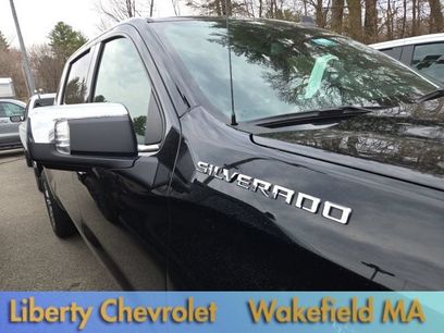 New 2026 Chevrolet Silverado 1500 LTZ w/ LPO, Dark Essentials Package