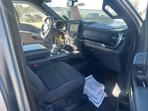 Certified 2021 Ford F150 XLT w/ Equipment Group 301A Mid image 17