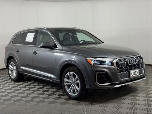 Used 2025 Audi Q7 3.0T Premium Plus AWD/4WD image 7