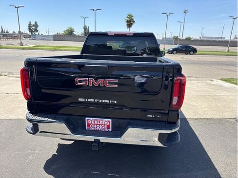 Used 2025 GMC Sierra 1500 SLT AWD/4WD image 6