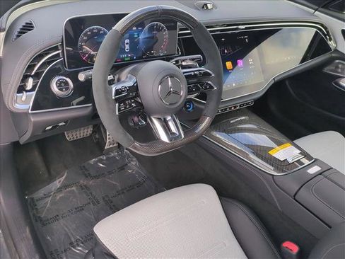 New 2026 Mercedes-Benz E 53 AMG e 4MATIC Sedan image 3