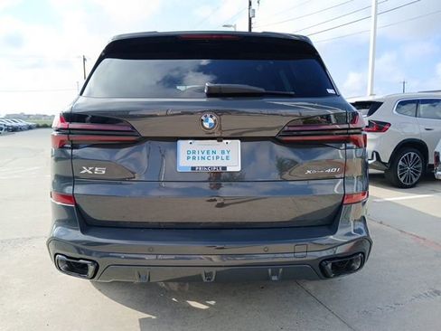 New 2026 BMW X5 xDrive40i AWD/4WD image 8