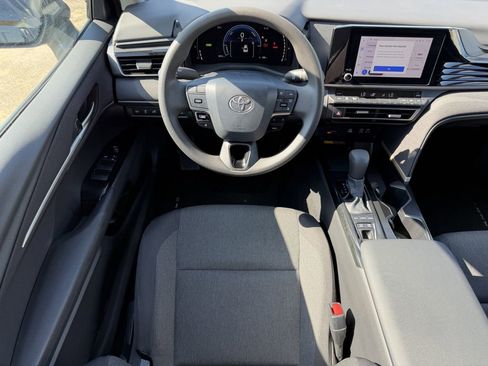 Used 2026 Toyota Camry LE FWD image 14