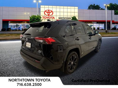 Used 2025 Toyota RAV4 XLE Premium w/ Weather Package AWD/4WD image 6