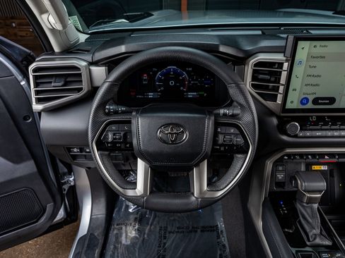 Used 2024 Toyota Tundra Limited image 18