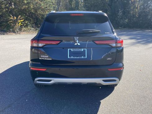 Used 2022 Mitsubishi Outlander SEL image 6