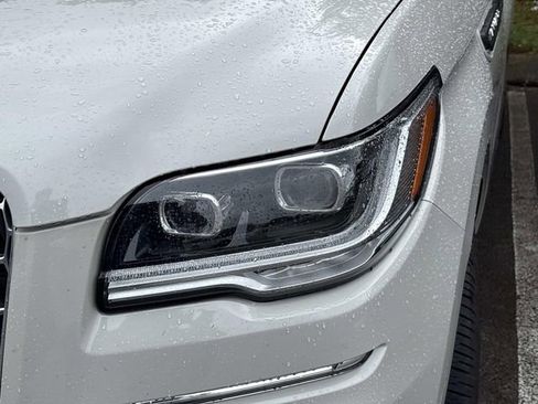 Used 2024 Lincoln Navigator Reserve AWD/4WD image 9