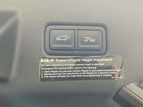 New 2027 Kia Telluride S FWD image 9