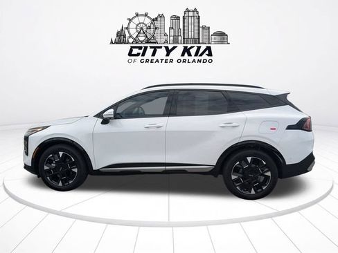 Used 2026 Kia Sportage SX FWD image 2