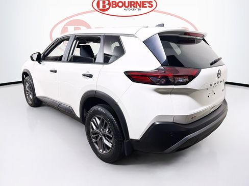 Used 2023 Nissan Rogue S AWD/4WD image 6
