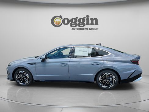 New 2026 Hyundai Sonata SEL image 2