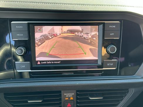 Used 2019 Volkswagen Jetta S image 33