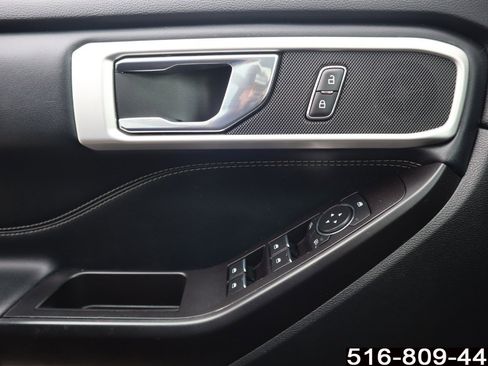 Used 2020 Ford Explorer XLT w/ Equipment Group 202A image 22