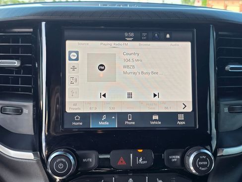 Used 2025 RAM 1500 Big Horn AWD/4WD image 25