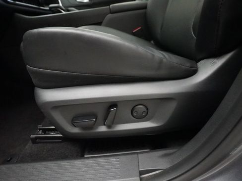 Certified 2023 Nissan Rogue SV image 29