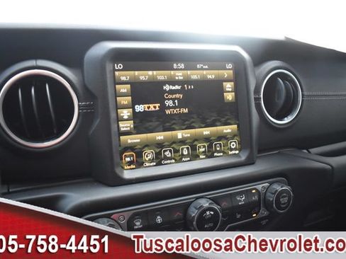Used 2023 Jeep Wrangler Unlimited Sahara w/ Cold Weather Group AWD/4WD image 34