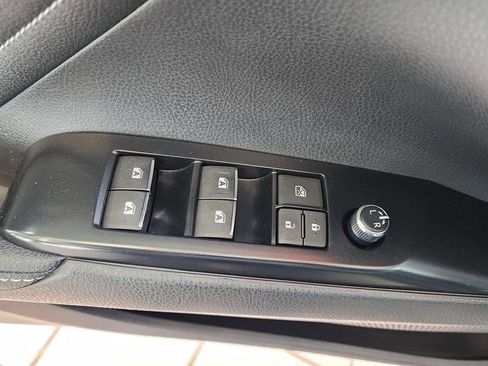 Used 2018 Toyota Camry XSE w/ Driver Assist Package image 15