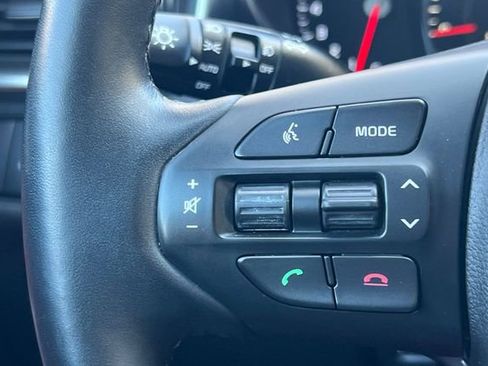 Used 2018 Kia Sorento SX image 29