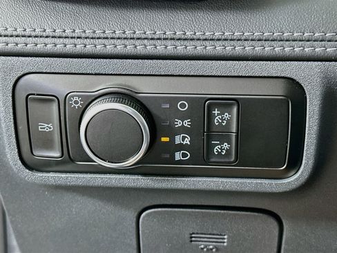 Used 2024 Ford Mustang Premium RWD image 17