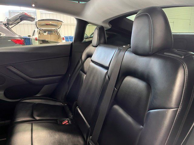 Used 2020 Tesla Model Y Long Range AWD/4WD image 19