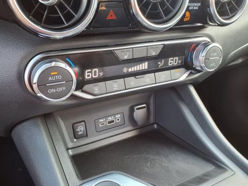 New 2025 Nissan Sentra SR w/ Trunk Package image 14