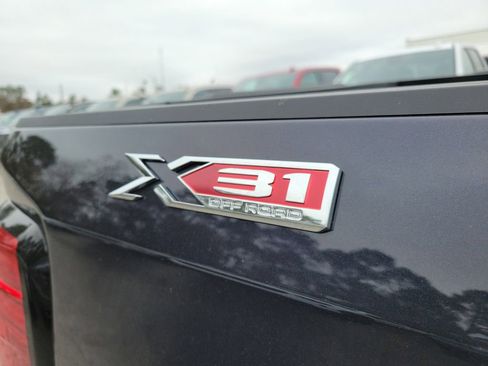 New 2026 GMC Sierra 1500 SLT w/ SLT Premium Plus Package AWD/4WD image 9