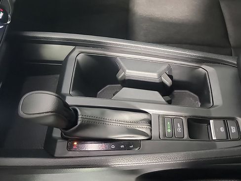 Certified 2024 Honda Accord EX image 27