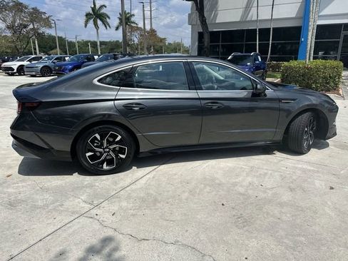 Used 2025 Hyundai Sonata SEL FWD image 31