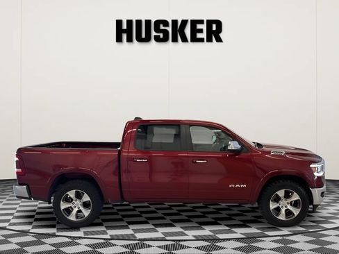 Used 2019 RAM 1500 Laramie AWD/4WD image 2