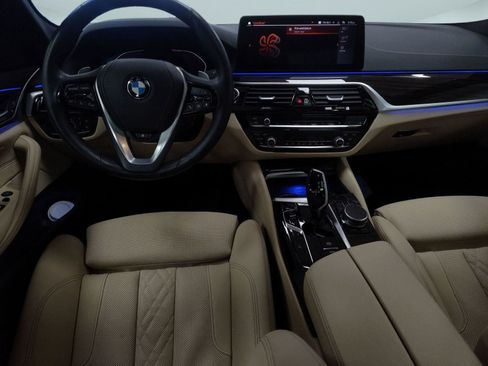Used 2023 BMW 530i xDrive 530i xDrive w/ Convenience Package image 22