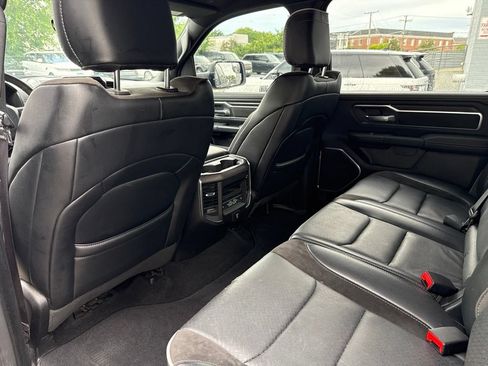 Used 2025 RAM 1500 Laramie w/ Sport Appearance Package AWD/4WD image 13