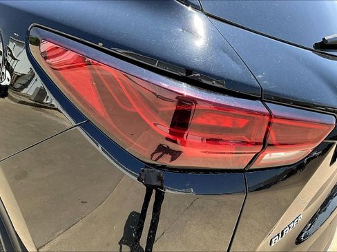 Used 2023 Chevrolet Blazer LT image 37