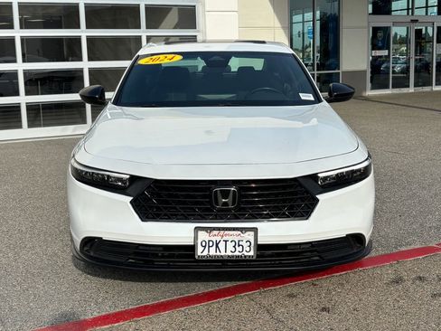 Used 2024 Honda Accord Sport image 2