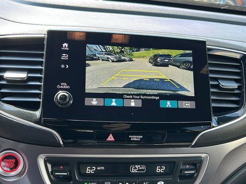 Used 2023 Honda Passport EX-L image 16
