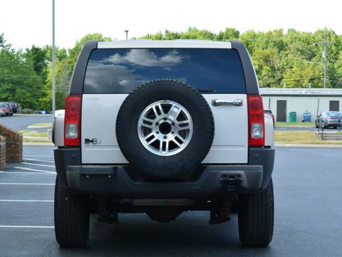 Used 2006 HUMMER H3 w/ Chrome Appearance Package AWD/4WD image 6