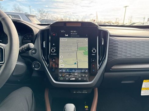 Used 2025 Subaru Forester Touring image 10