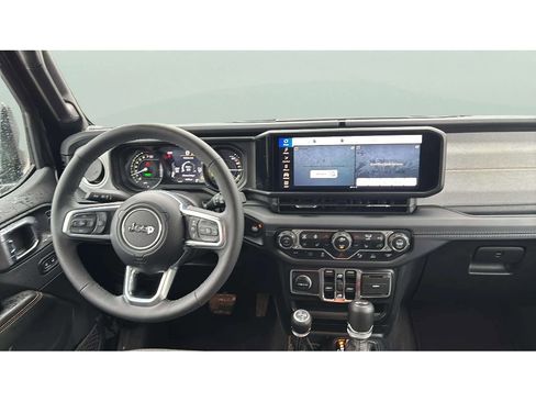 Used 2025 Jeep Wrangler Sahara w/ Safety Group image 12