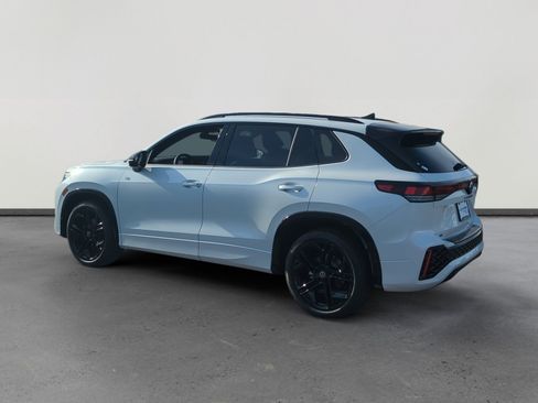 New 2026 Volkswagen Tiguan SE R-Line image 3