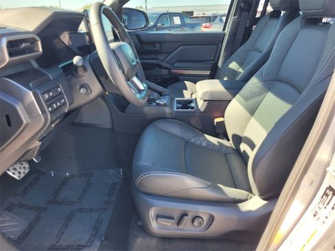 Used 2025 Toyota 4Runner TRD Sport Premium image 5