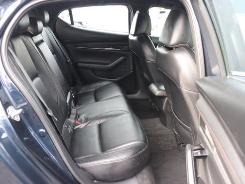 Used 2024 MAZDA MAZDA3 s image 13