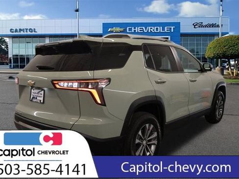 Used 2025 Chevrolet Equinox LT w/ Convenience Package II AWD/4WD image 3
