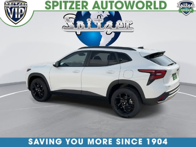 Used 2024 Chevrolet Trax LT w/ Driver Confidence Package FWD image 11