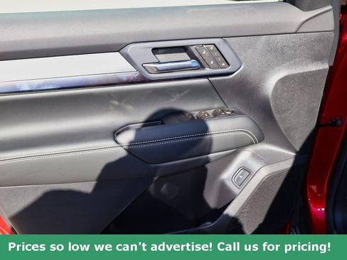 New 2026 GMC Terrain Elevation w/ Elevation Premium Package image 13