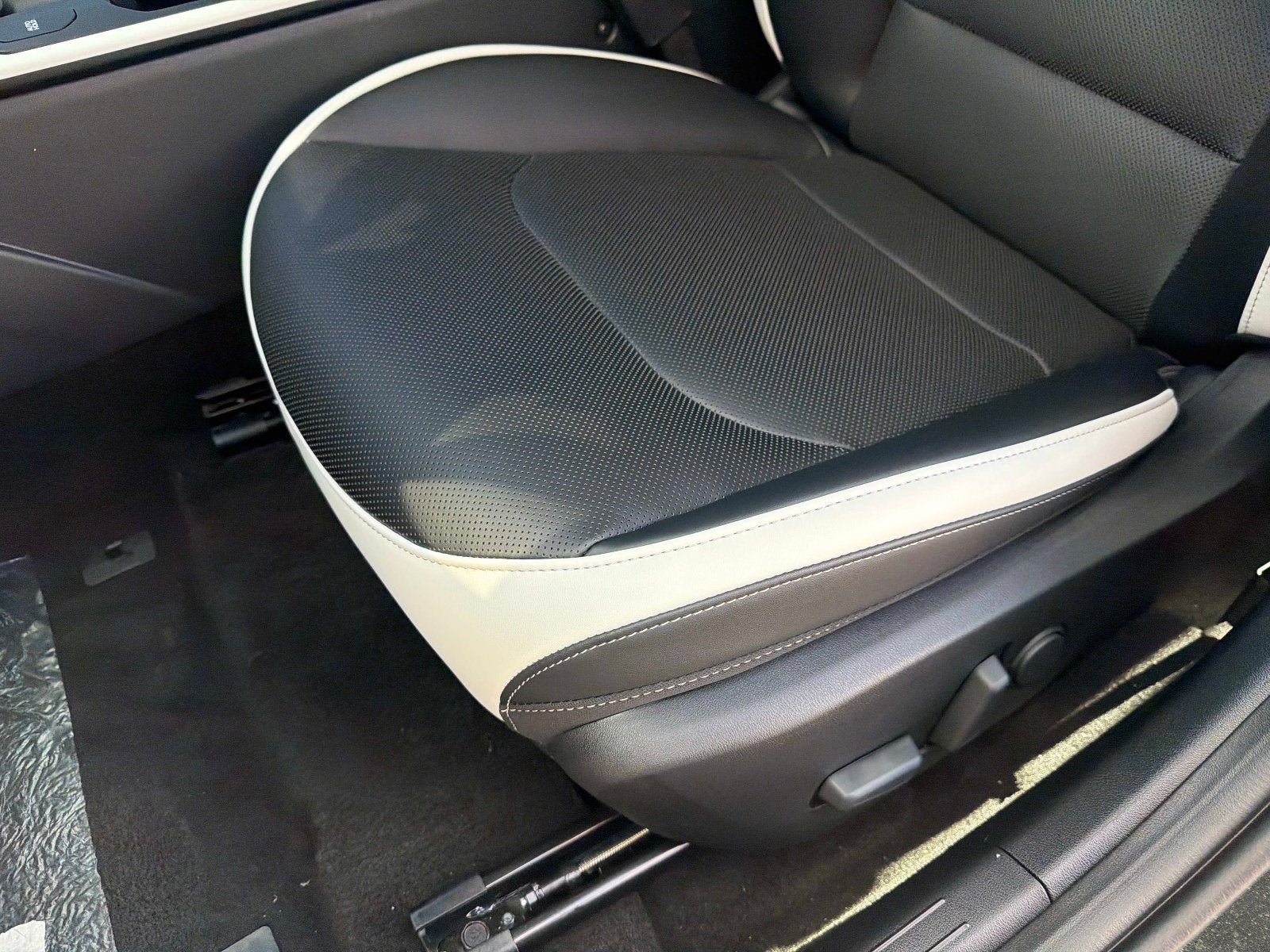 New 2026 Kia K4 GT-Line FWD image 16