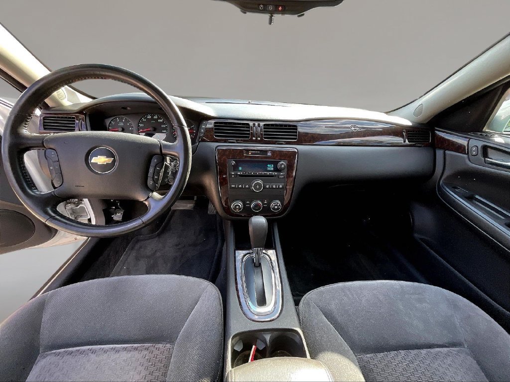 Used 2012 Chevrolet Impala LS FWD image 7