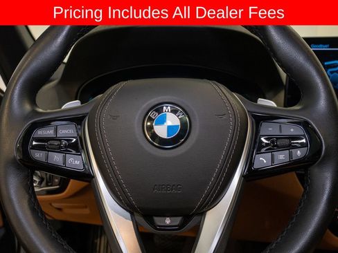 Used 2021 BMW 530e xDrive w/ Premium Package AWD/4WD image 21