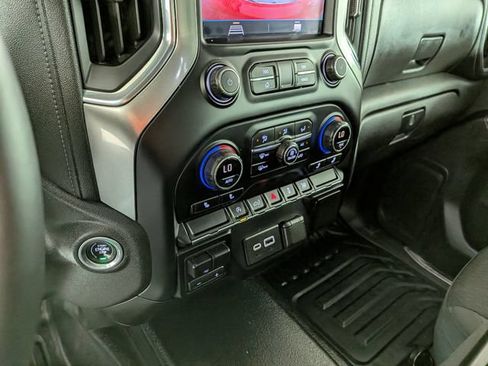 Used 2021 Chevrolet Silverado 1500 LT AWD/4WD image 24