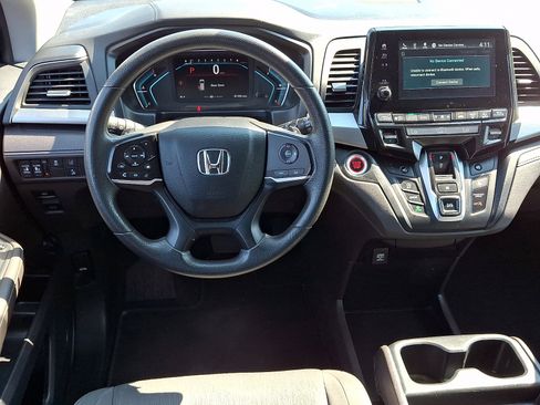 Used 2020 Honda Odyssey EX image 12