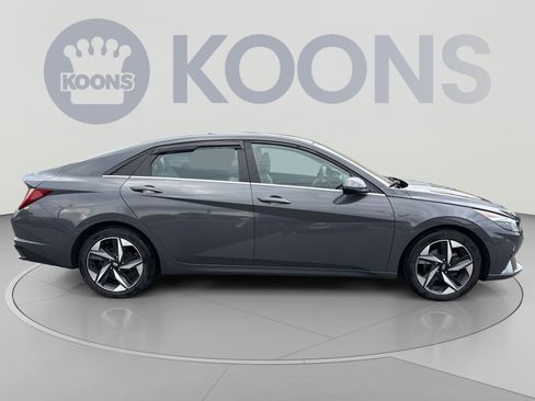 Certified 2023 Hyundai Elantra Limited w/ Cargo Package FWD image 8